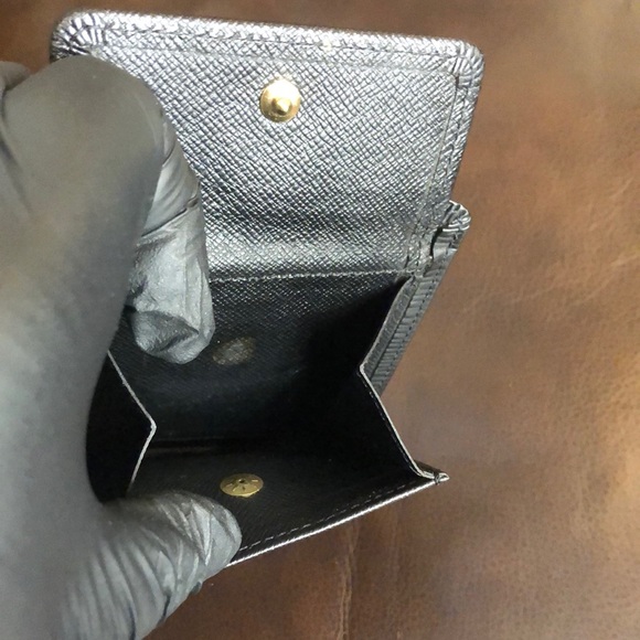 W LOUIS VUITTON Marco Black Epi Leather BiFold Wallet SP0095 - Picture 12 of 17